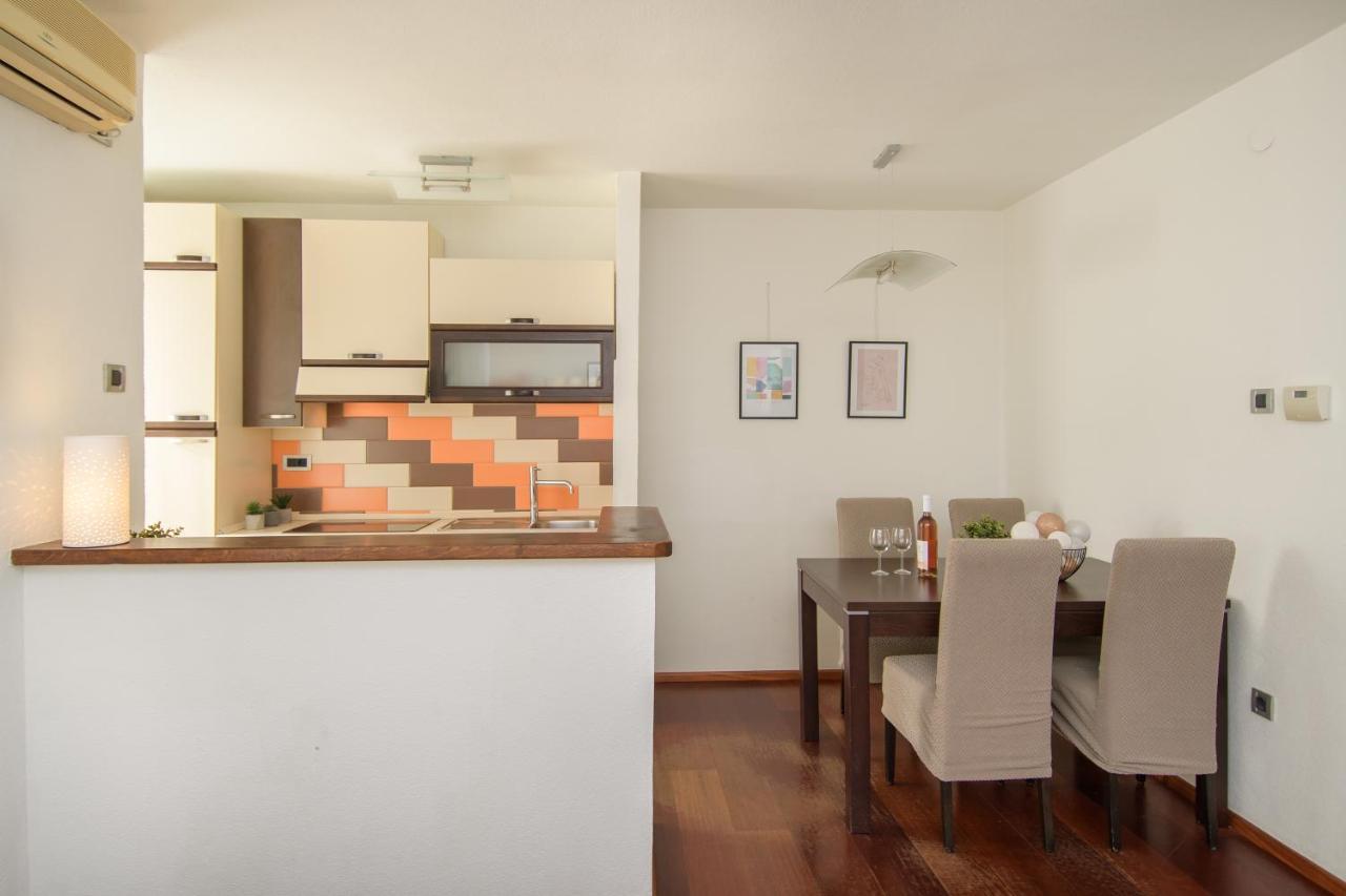 Apartment Stefi Poreč Eksteriør billede